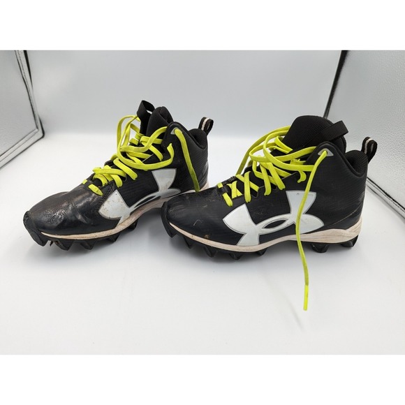 Under Armour Other - Under armour Black White Y2 Size Baseball Shoes cleats